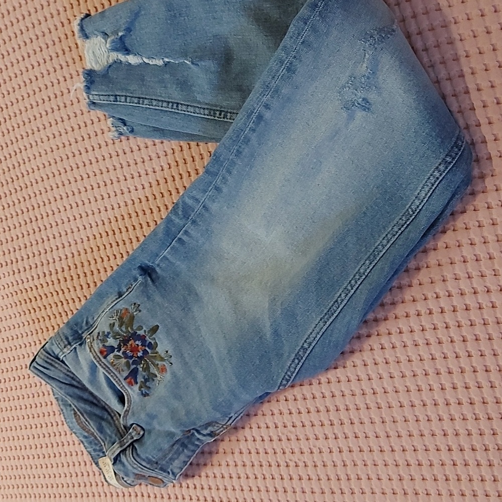 Woman's jean pant